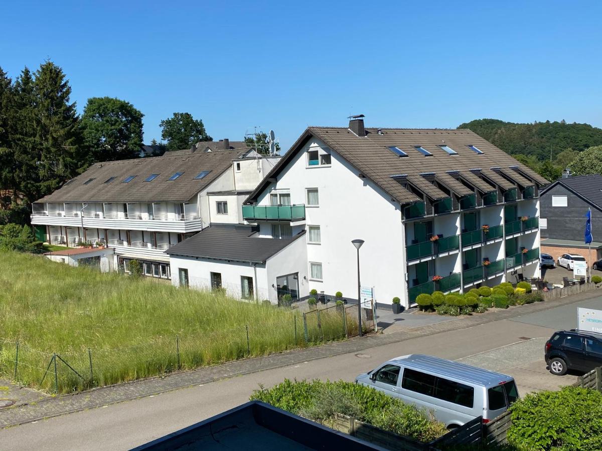 Hotel Hesborner Kuckuck Халенберг Екстериор снимка