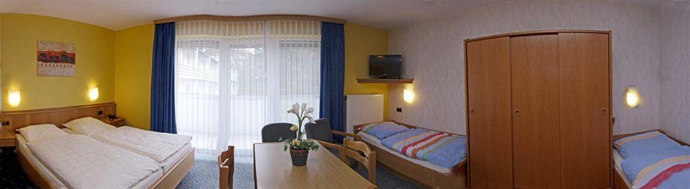 Hotel Hesborner Kuckuck Халенберг Екстериор снимка