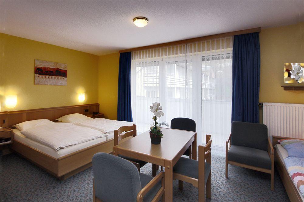 Hotel Hesborner Kuckuck Халенберг Екстериор снимка
